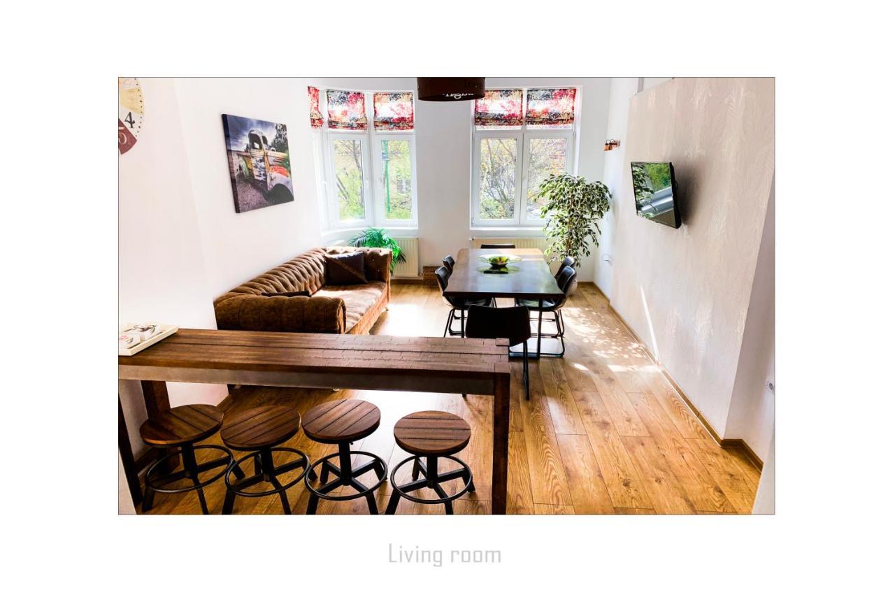 Apartament Dinicu, Brasov, Romania المظهر الخارجي الصورة